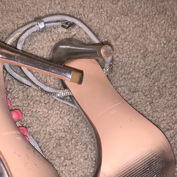 • Crystal ankle strap Steve Madden heels • - Picture 4 of 6